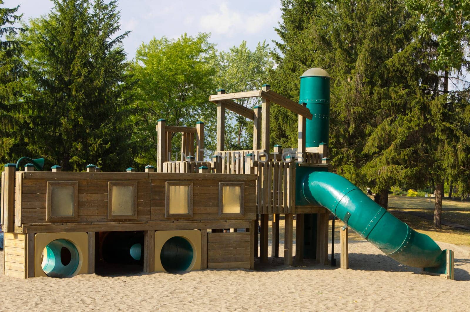 A jungle gym typically found in schoolyards and playgrounds.