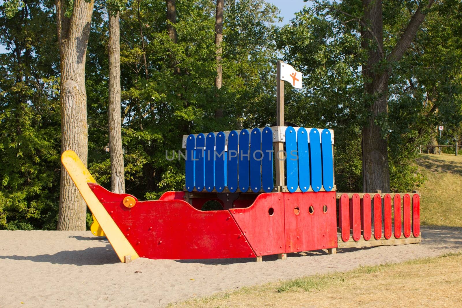 A jungle gym typically found in schoolyards and playgrounds.
