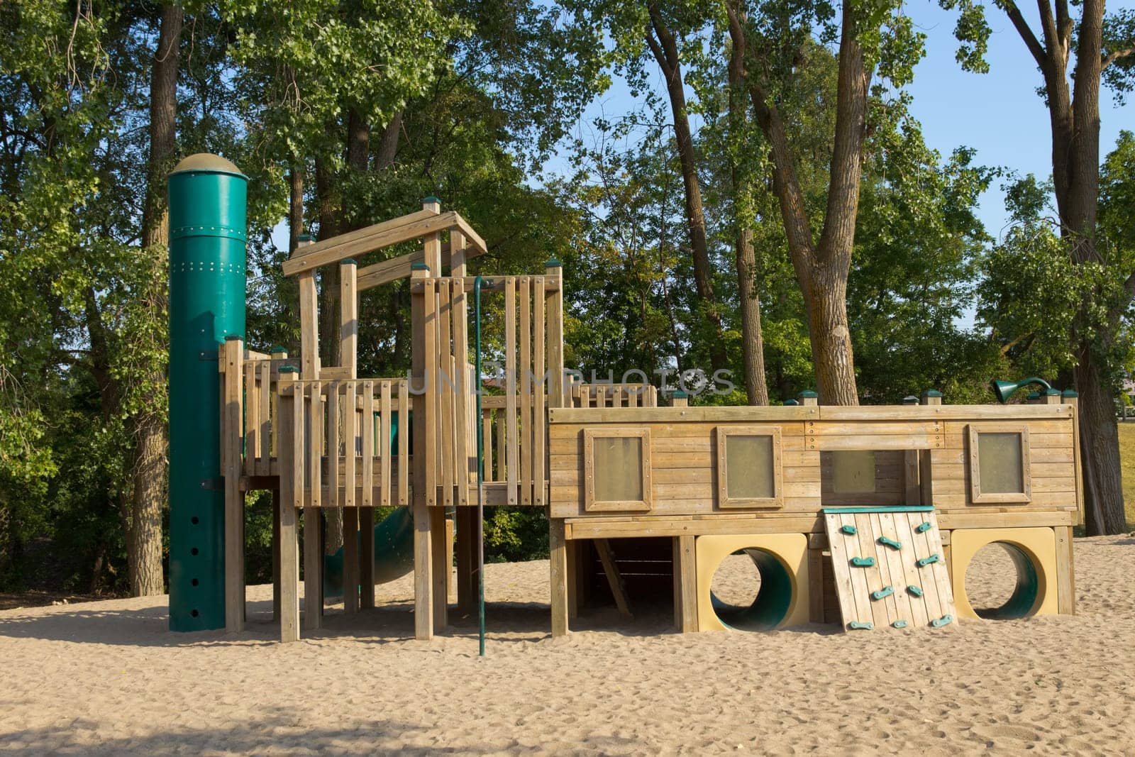 A jungle gym typically found in schoolyards and playgrounds.
