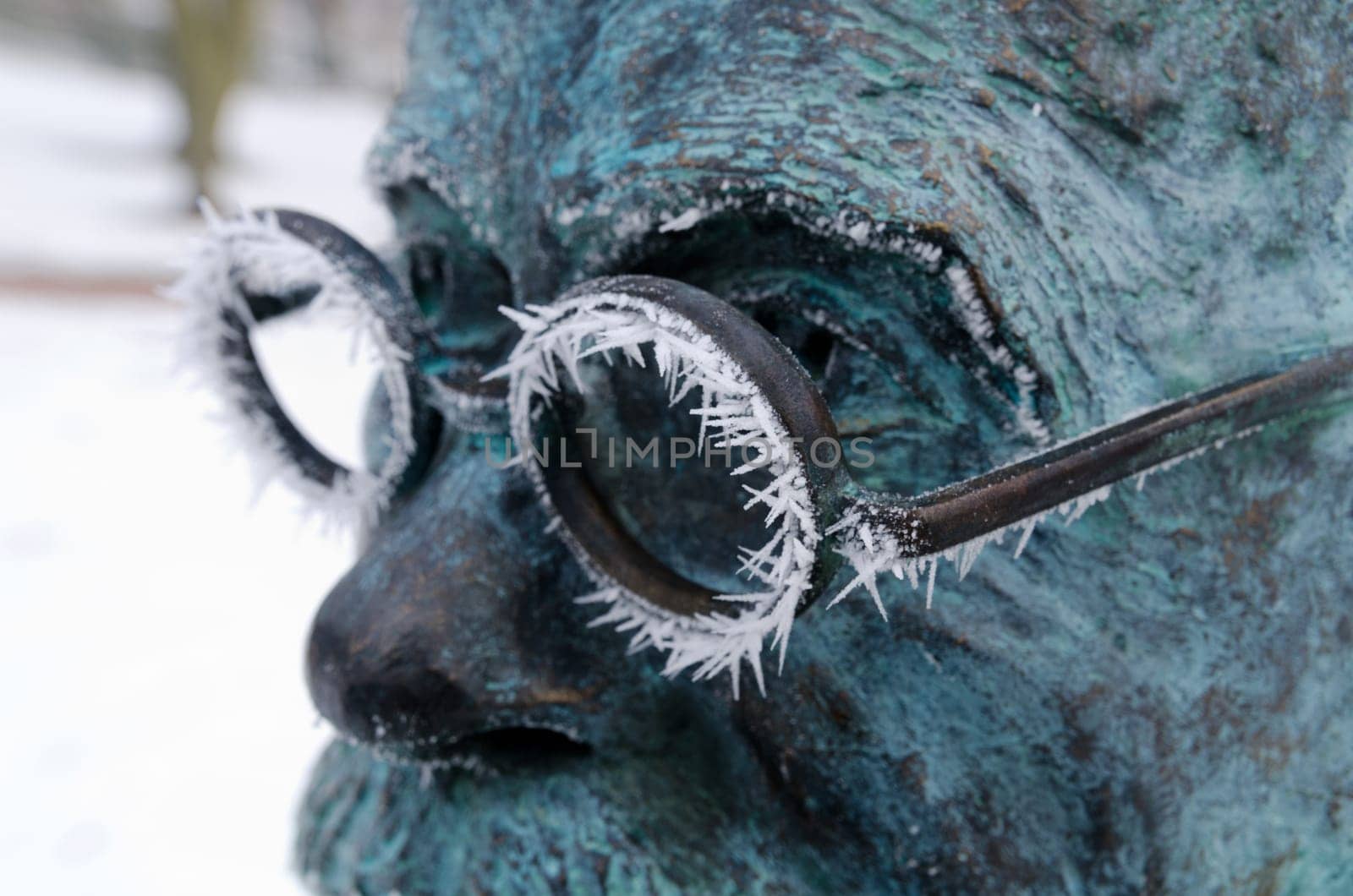 Hoarfrost glasses