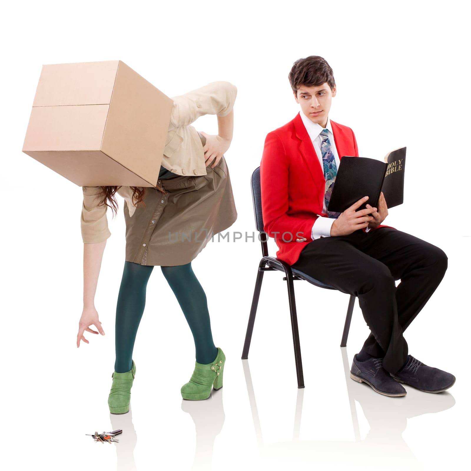 Young man looking at a woman's rear