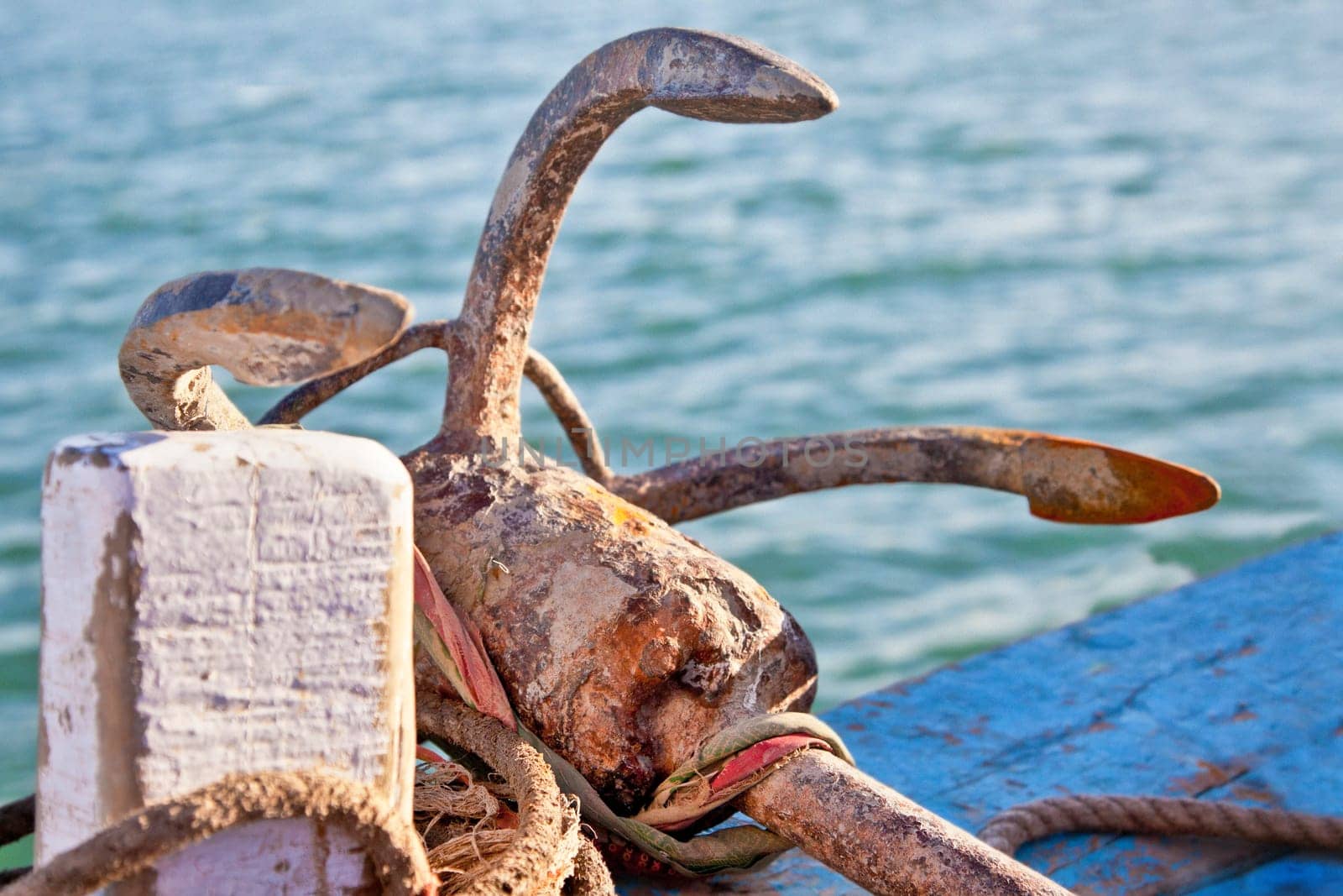 Horizontal generic capture of anchor and tie ropes on a passenger ferry from Bet Dwarka to mainland India in Gujarat