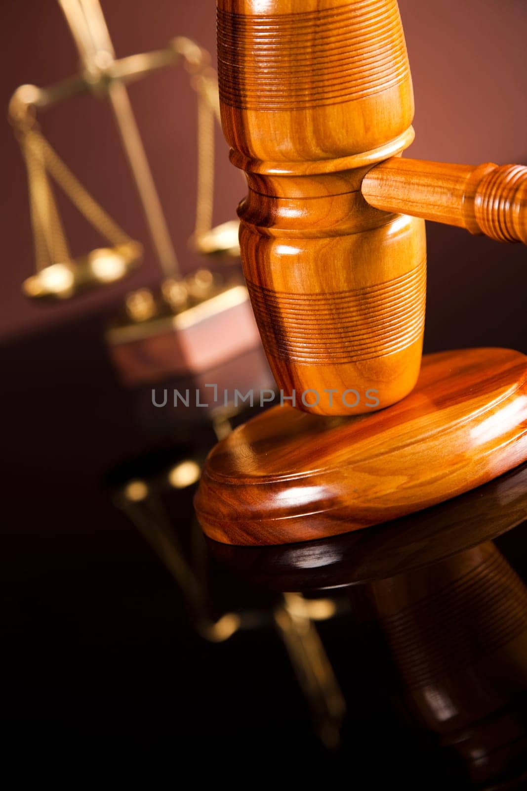 Judges wooden gavel