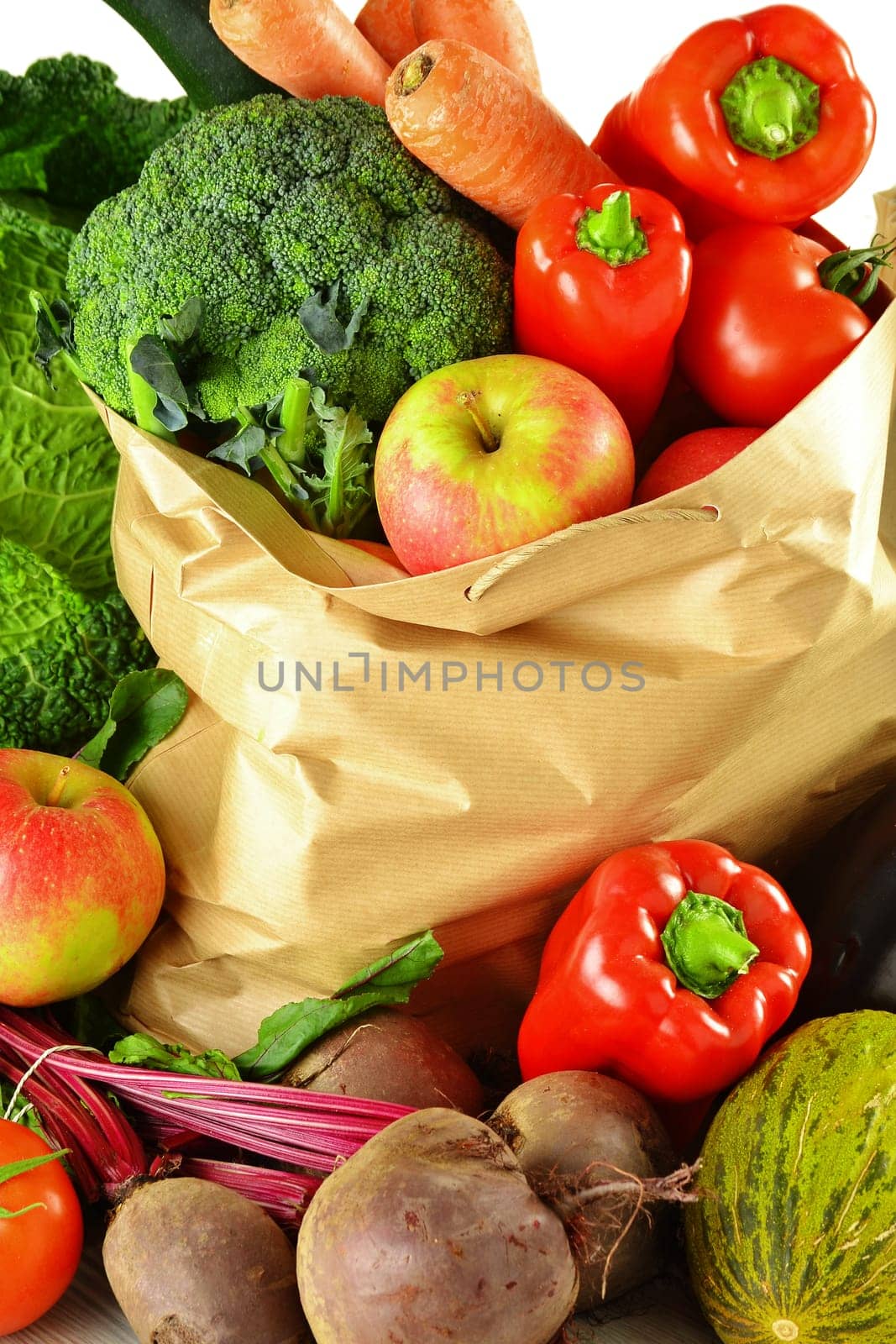 Composition with variety of fresh vegetables