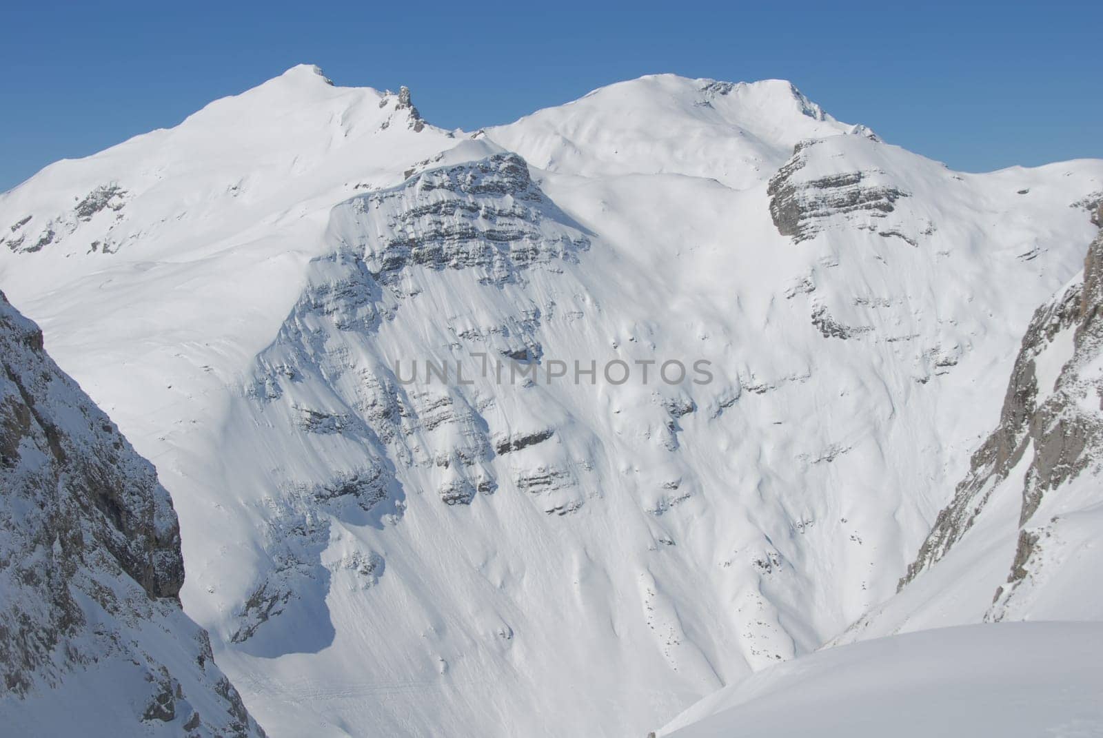 Stierloch am Madloch - summit in winter -