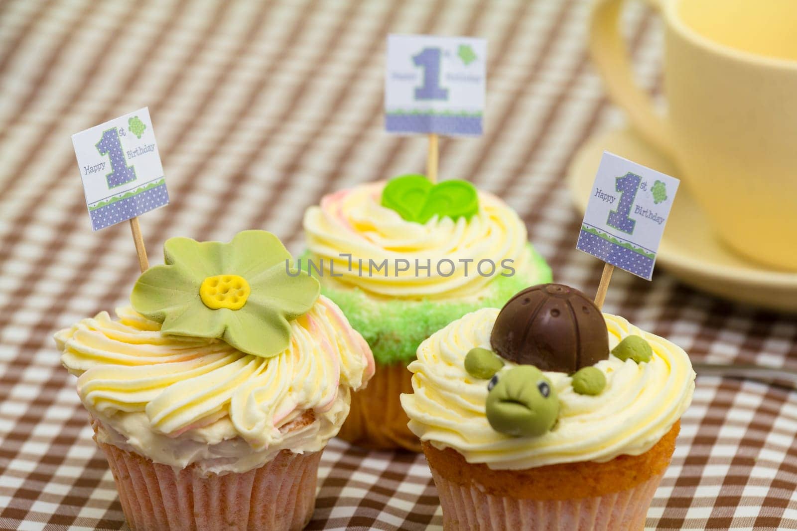 Cupcakes for a baby's first birthday