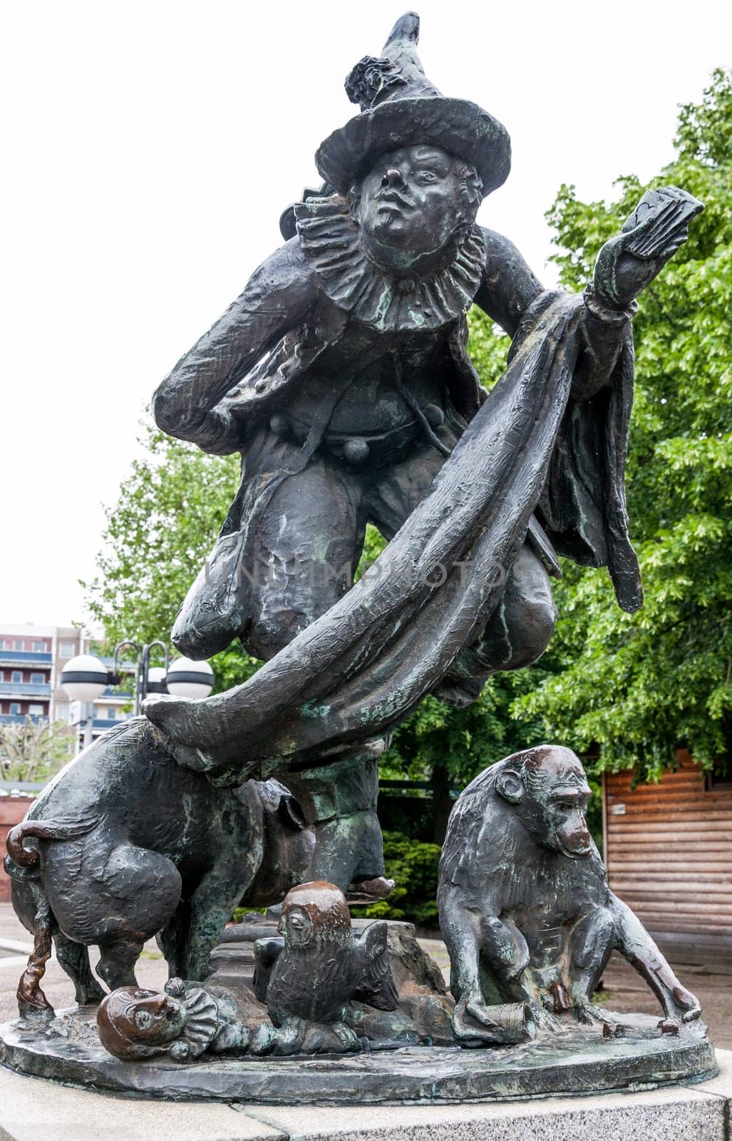 Bronze sculpture of the court jester Fröhlich in Dresden