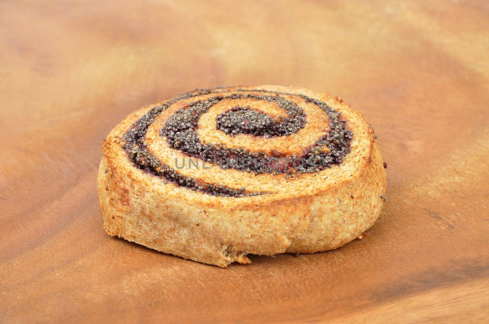 Poppy seed rolls
