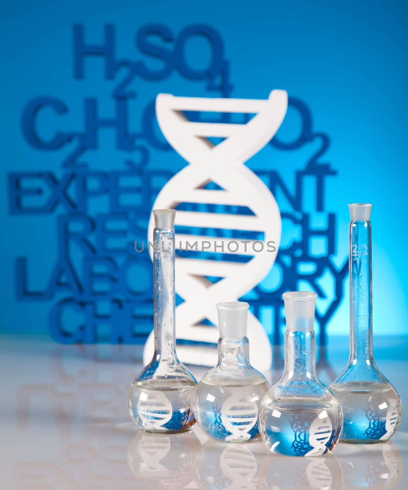 DNA molecules, Laboratory