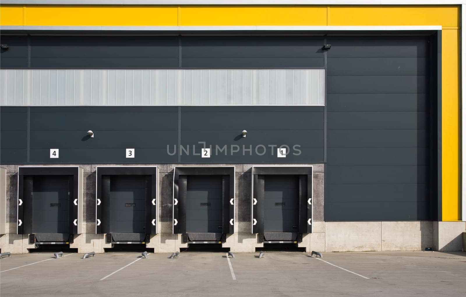 Loading bay with numbers for loading and unloading trucks
