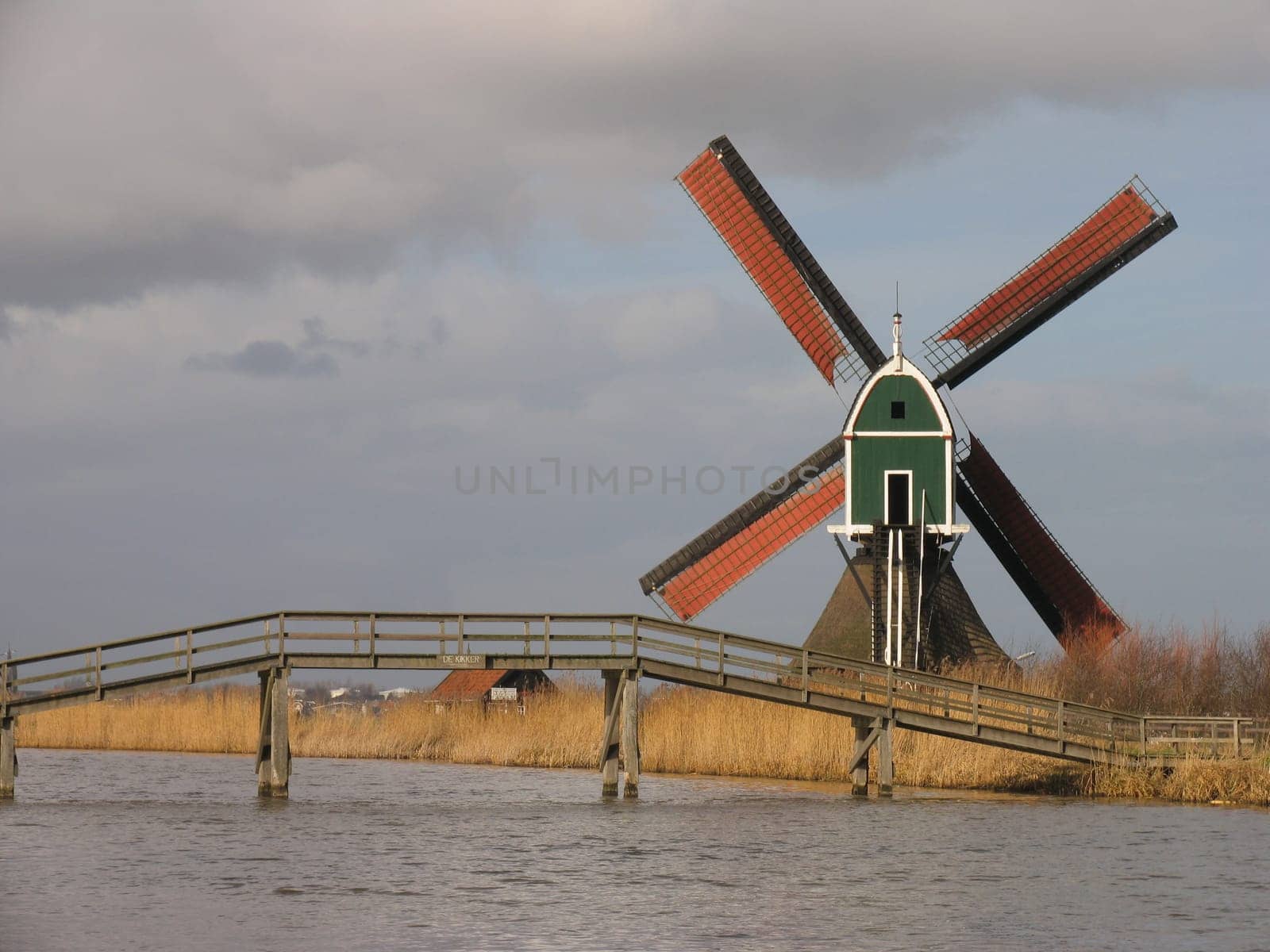 A Dutch windmill in Groot-Ammers, the Alblasserwaard, Holland