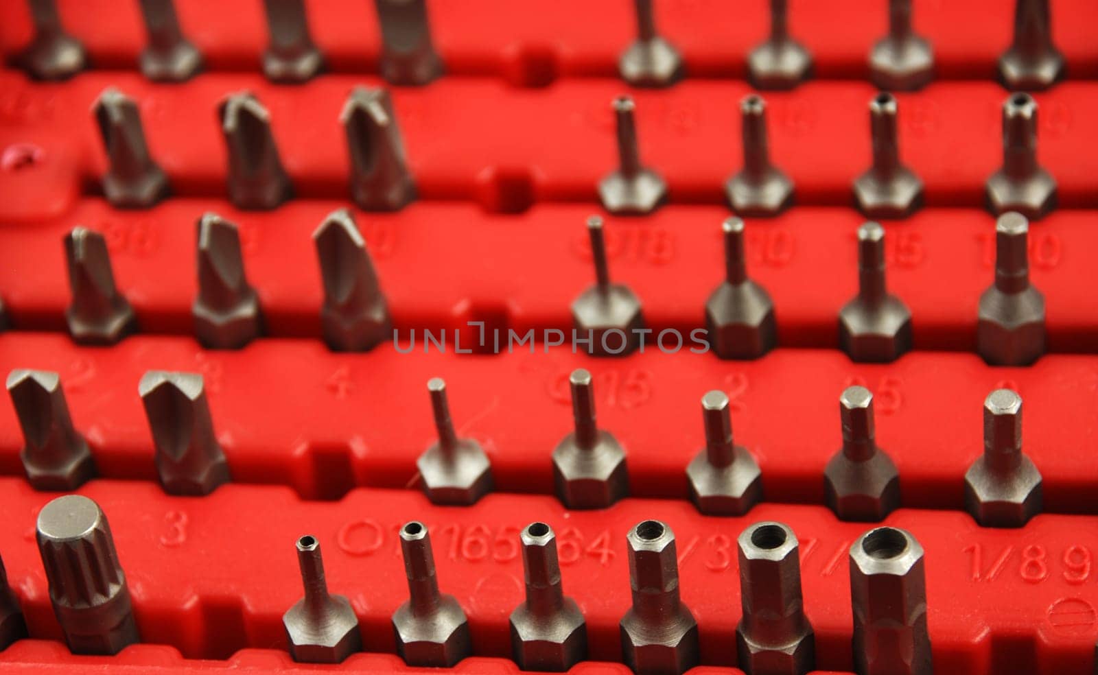 different interchangable bits for screwdriver