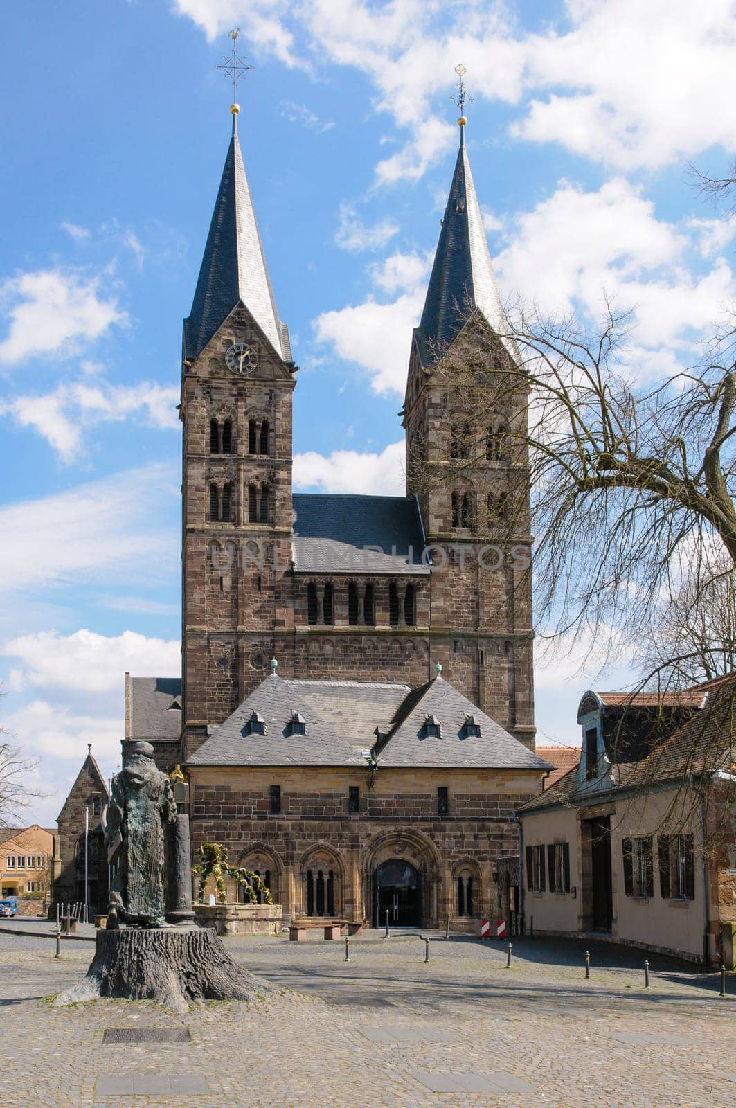 Fritzlar is a small German town (pop. 15,000) in the Schwalm-Eder district in northern Hesse, 160 km (99 mi) north of Frankfurt, with a storied history. It can reasonably be argued that the town is the site where the Christianization of northern Germany (north and east of the Roman Limes) began and the birthplace of the German empire as a political entity.