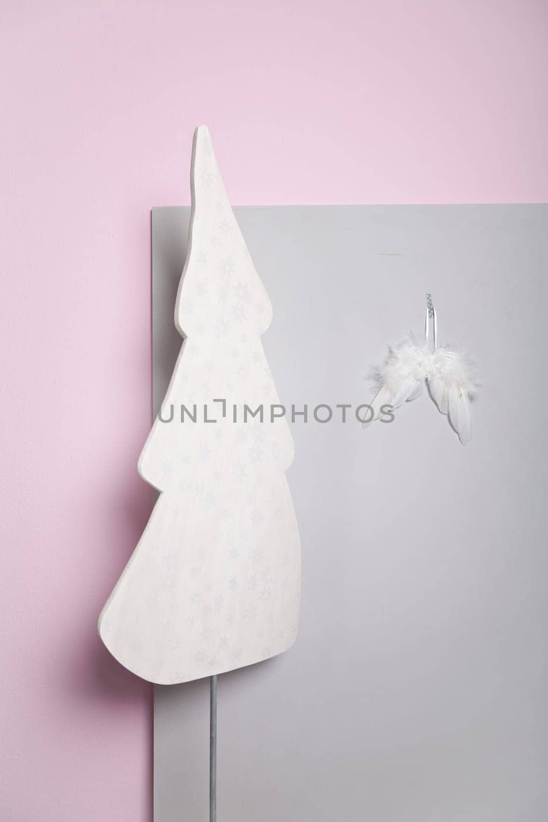 Pattern with pattern rollers rolled Christmas tree