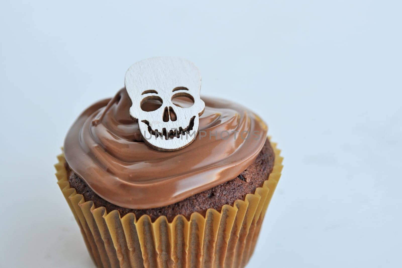 Skull Cupcake