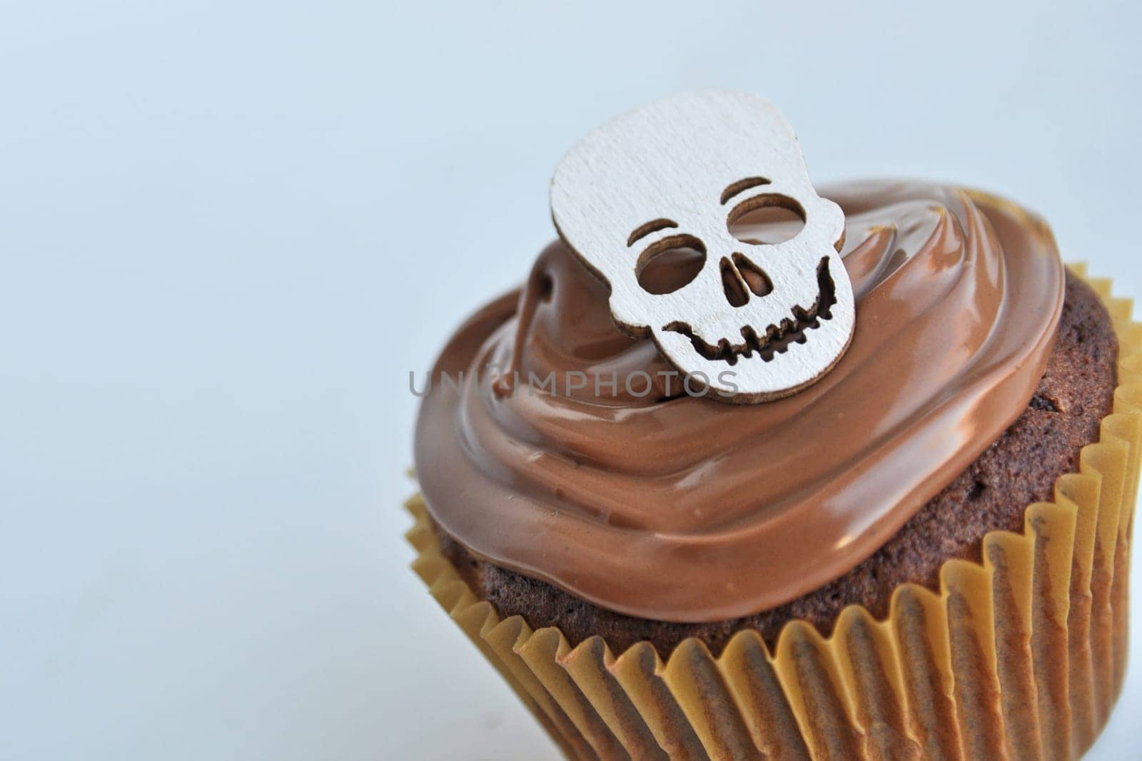 Skull Cupcake