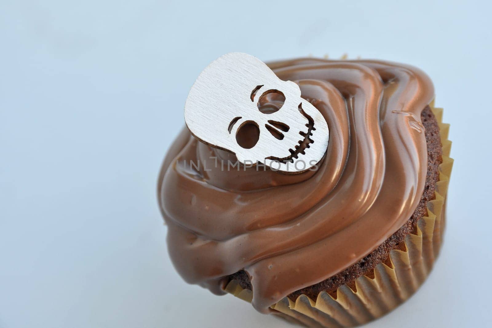Skull Cupcake