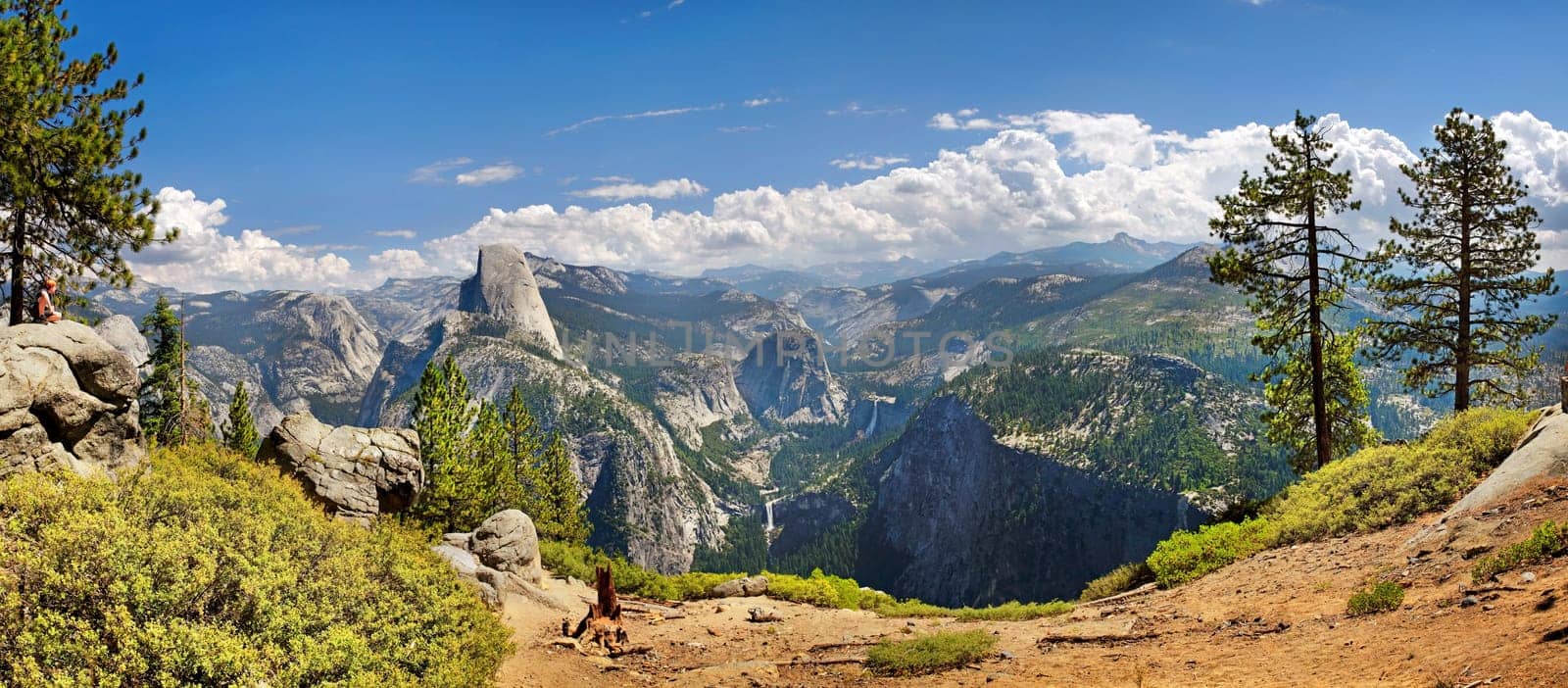 Glacier Point in Yosemite National Park in California,USA