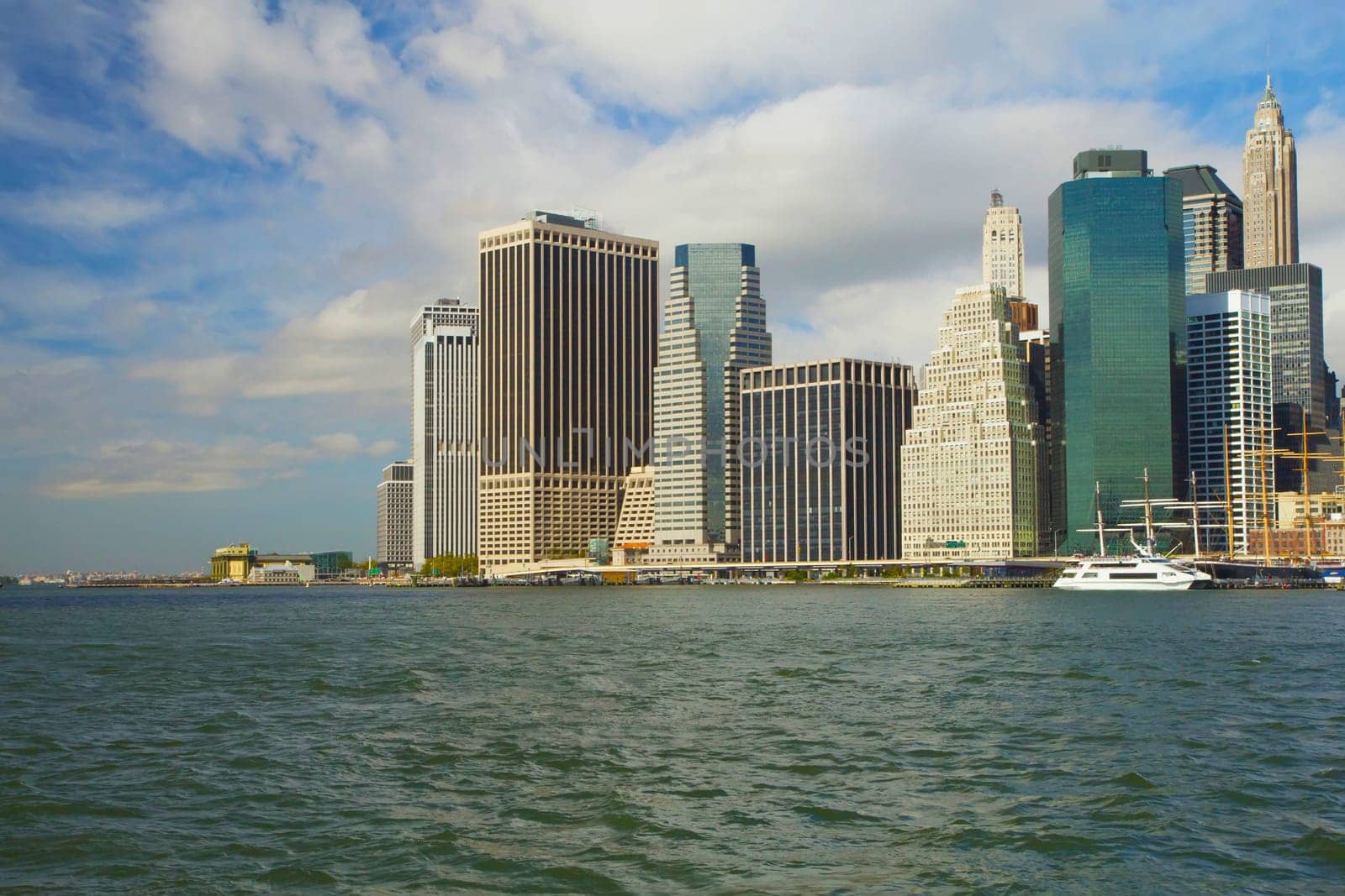 Lower Manhattan in a sunny morning (New York City)