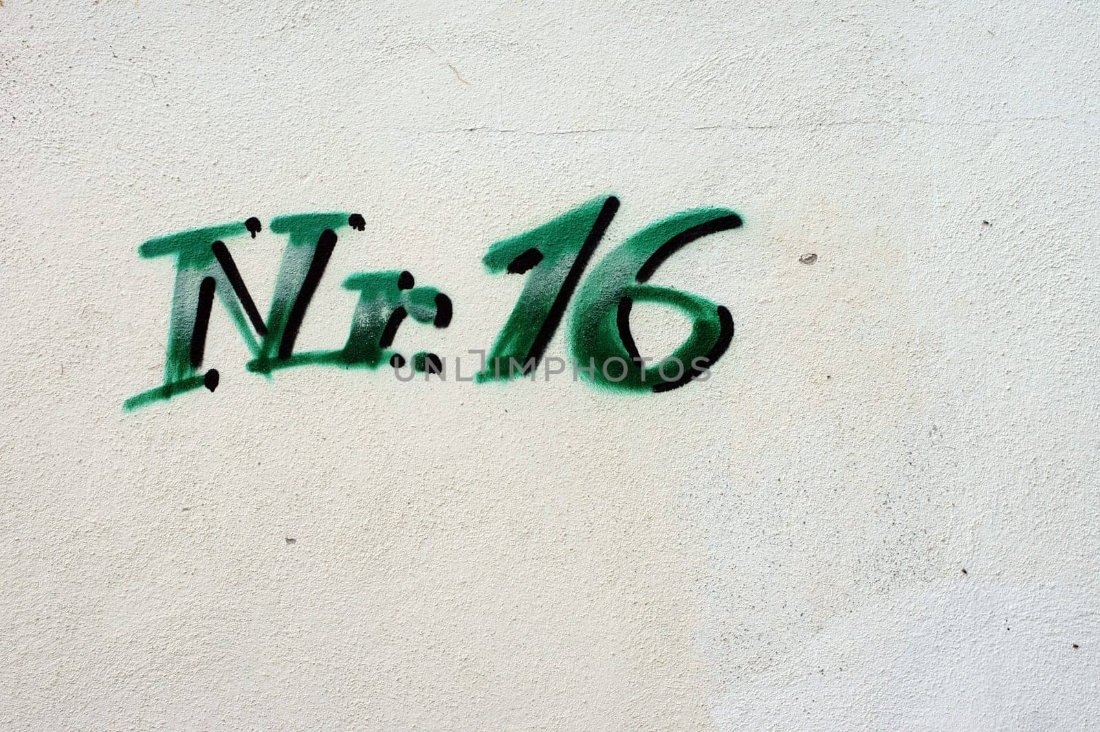 Die Nahaufnahme von Street Art, Schriftzeichen Nummer 16.