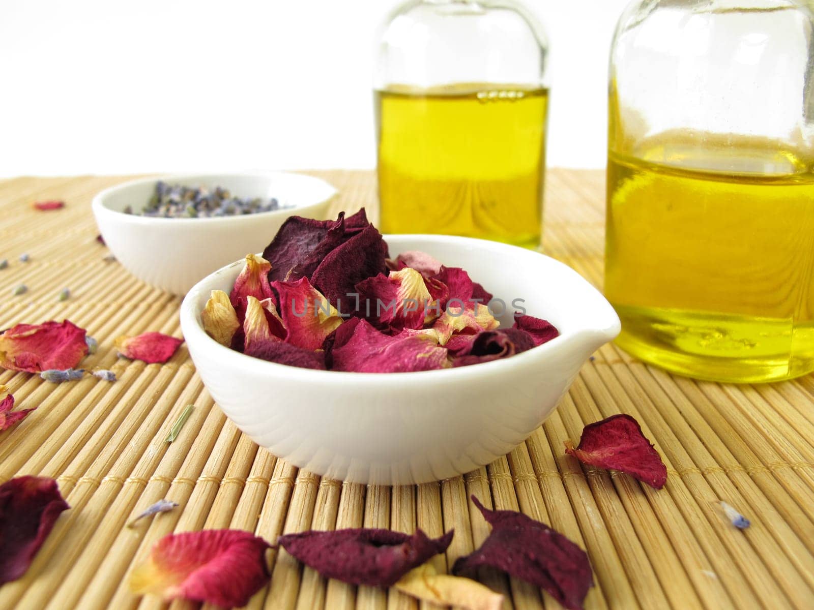 Massage oil with lavender and rose