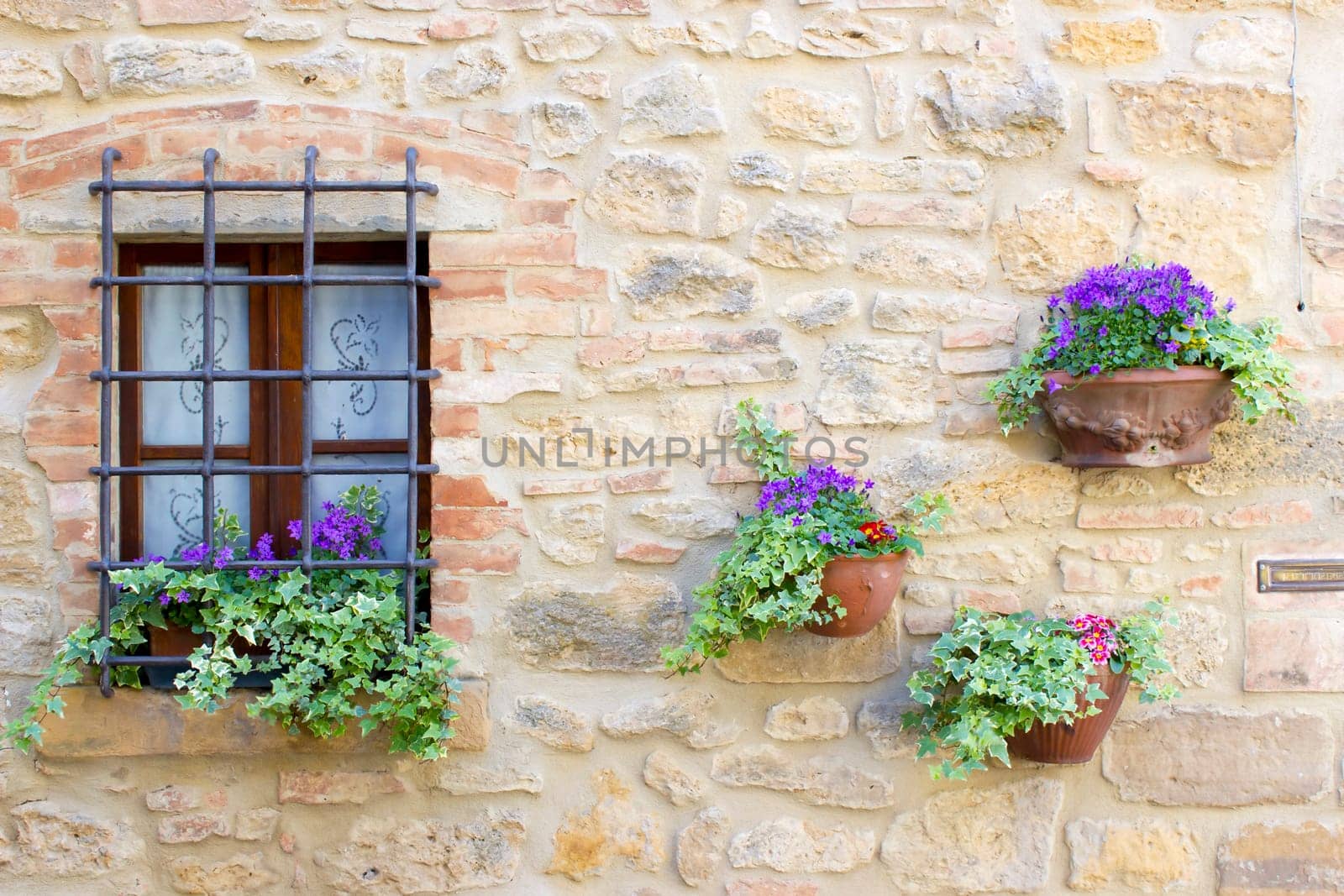 lovely tuscan house Volterra, Italy