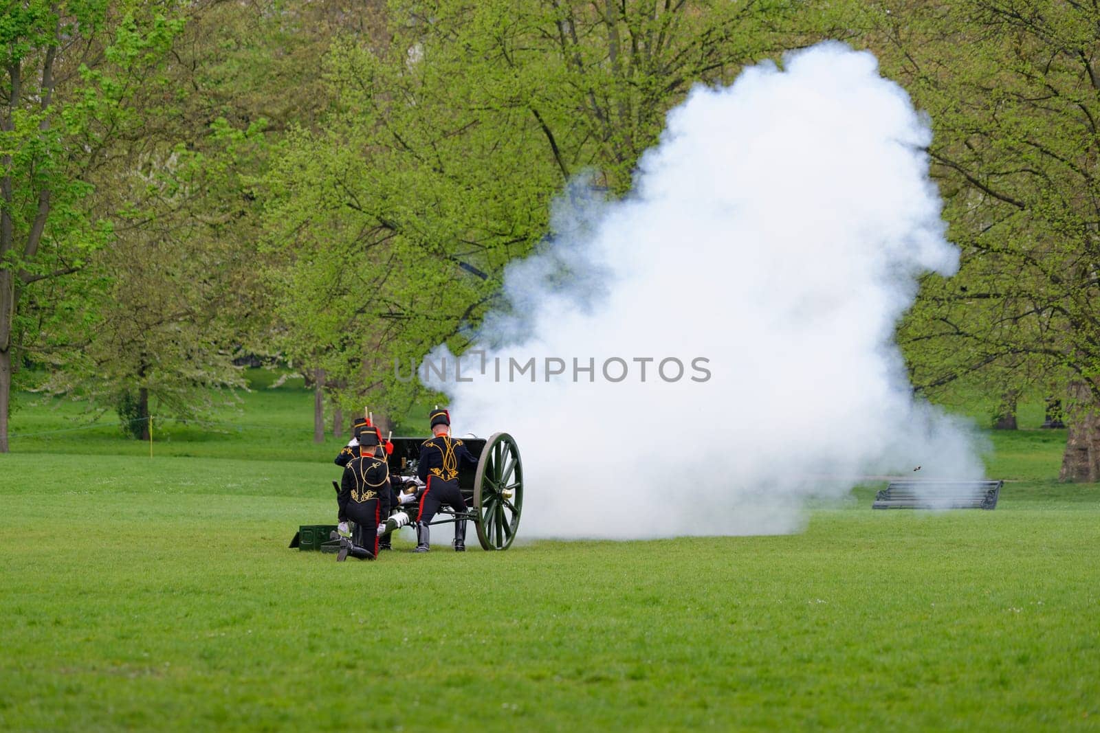 London, UK. May 8th, 2013. The King's Troop in Green Park are ready to fire gun salutes for the State Opening of Parliament.