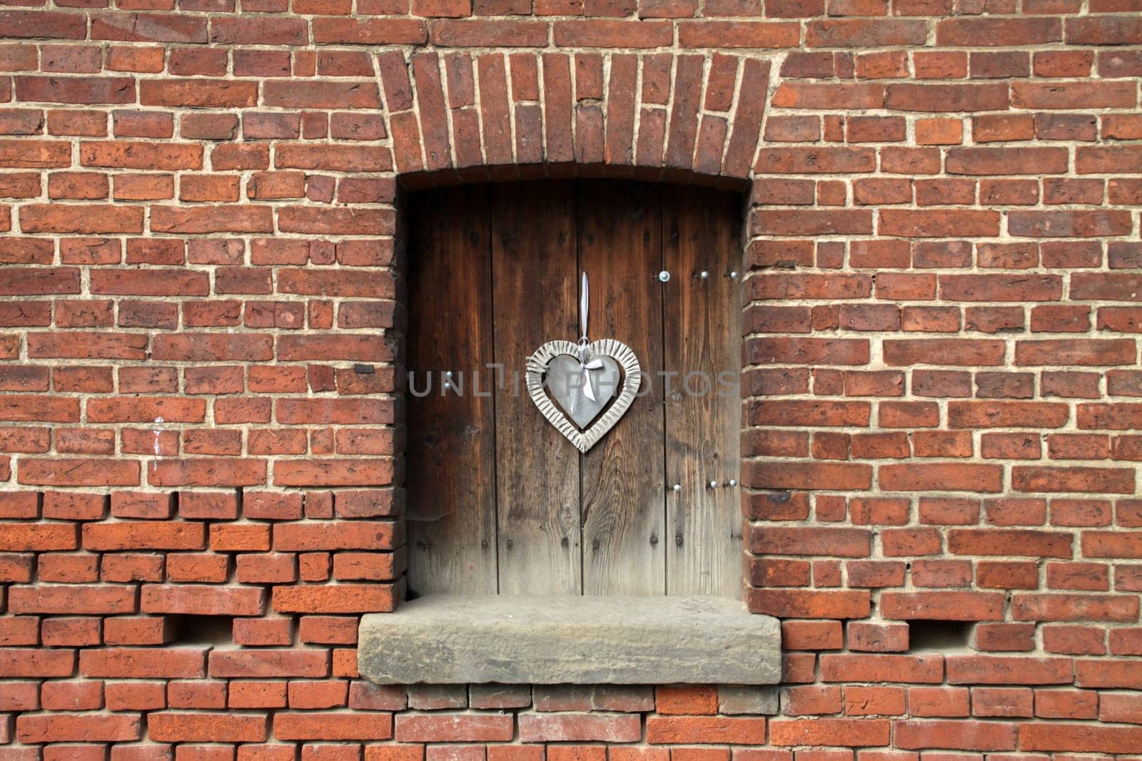Window opening with decorative heart