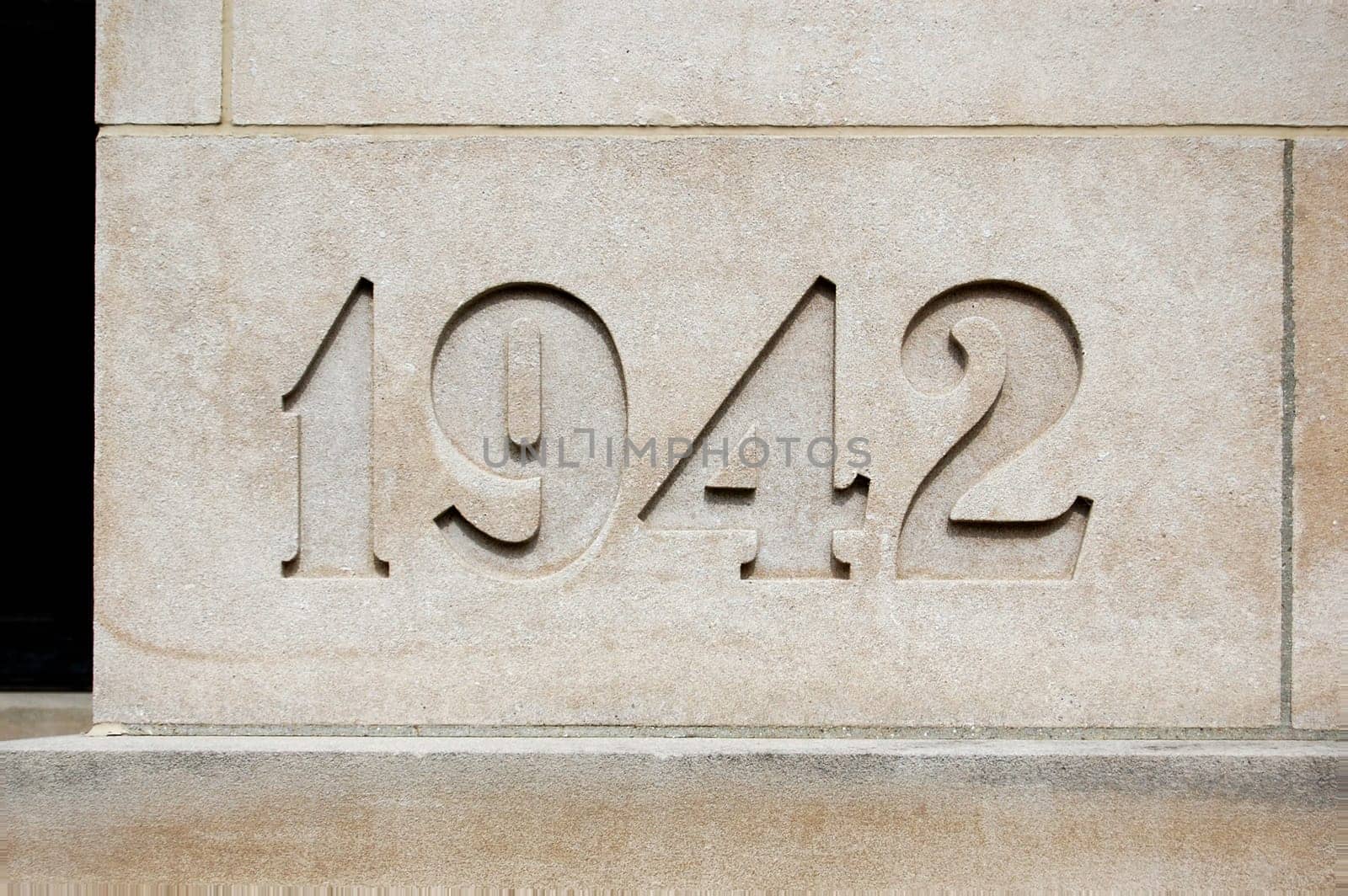 Cornerstone with year 1942 on it in light brown stone