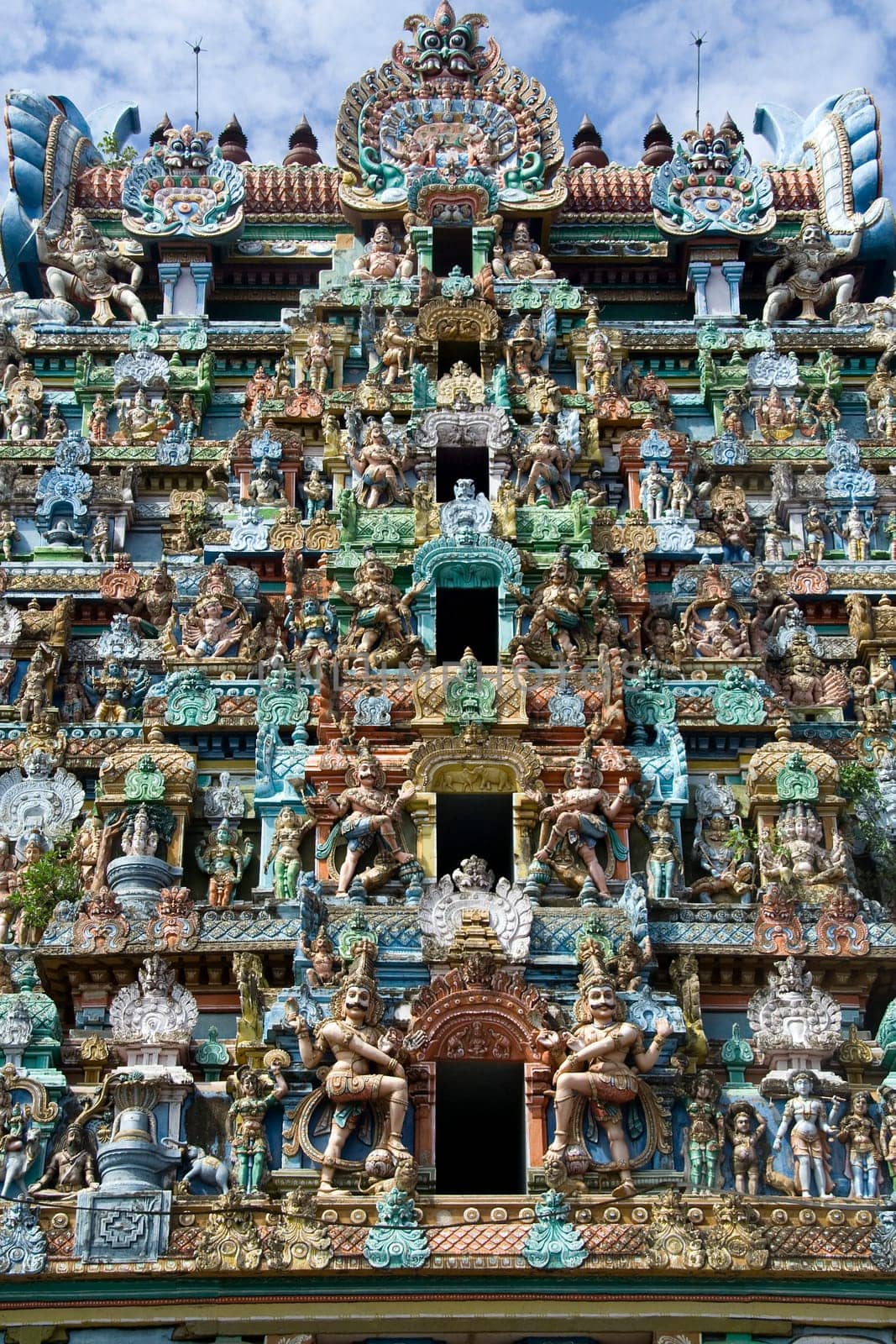 Colorful carving on tower at Jambkeshwara Temple, Tiruchirapalli, Tamil Nadu, India, Asia