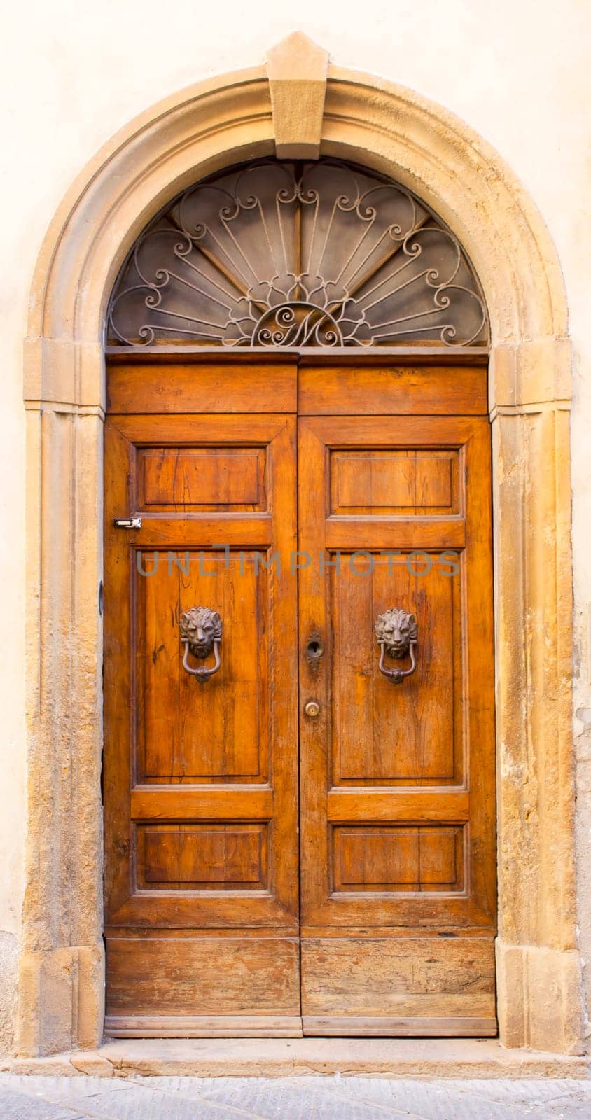 lovely tuscan doors, San Gimignano, Italy