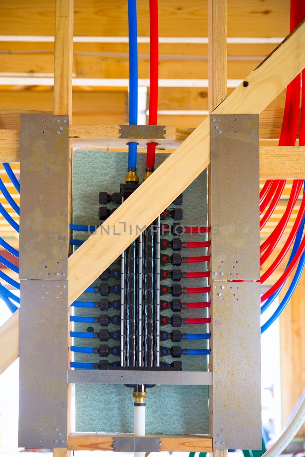 plumbing manifold system PEX tubing for house water distribution