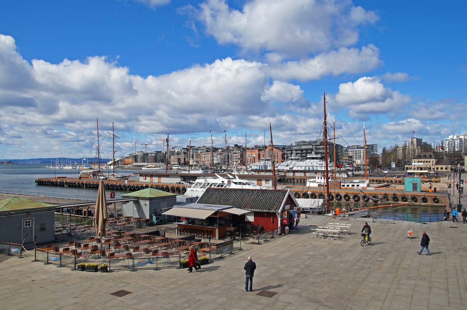 Hafen Oslo Norwegen / Harbour Oslo Norway