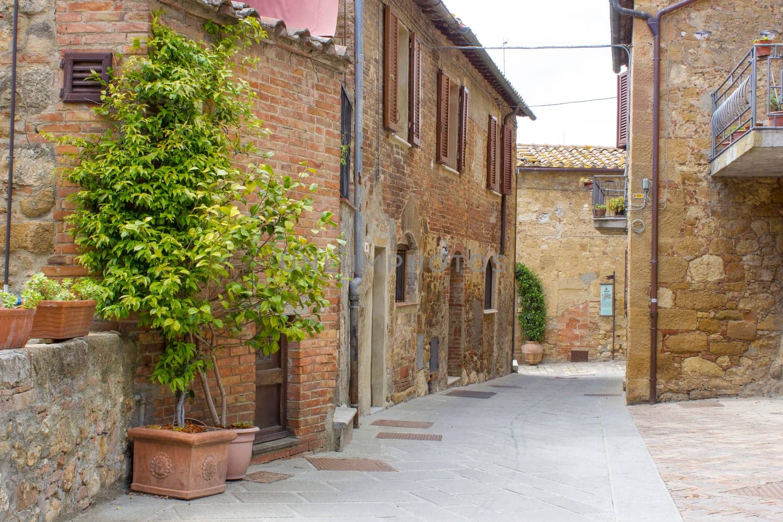 lovely tuscan street, Pienza, Italy