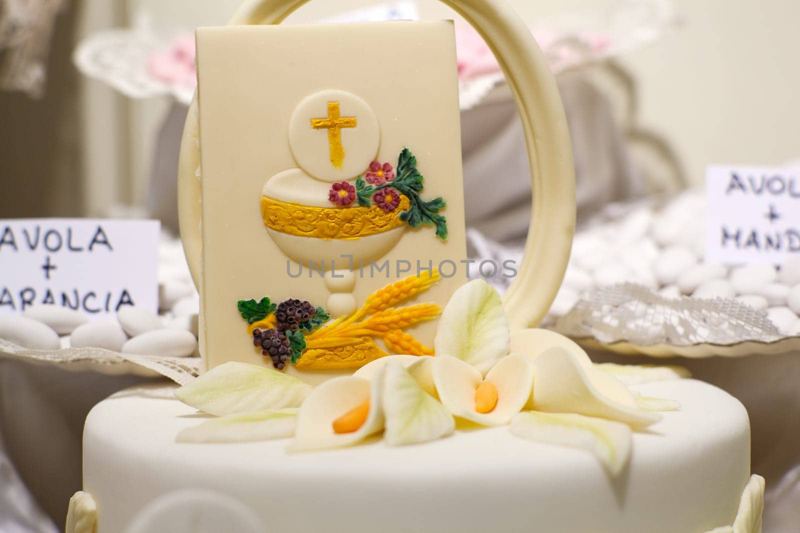Cake and decorations for the celebration of First Communion