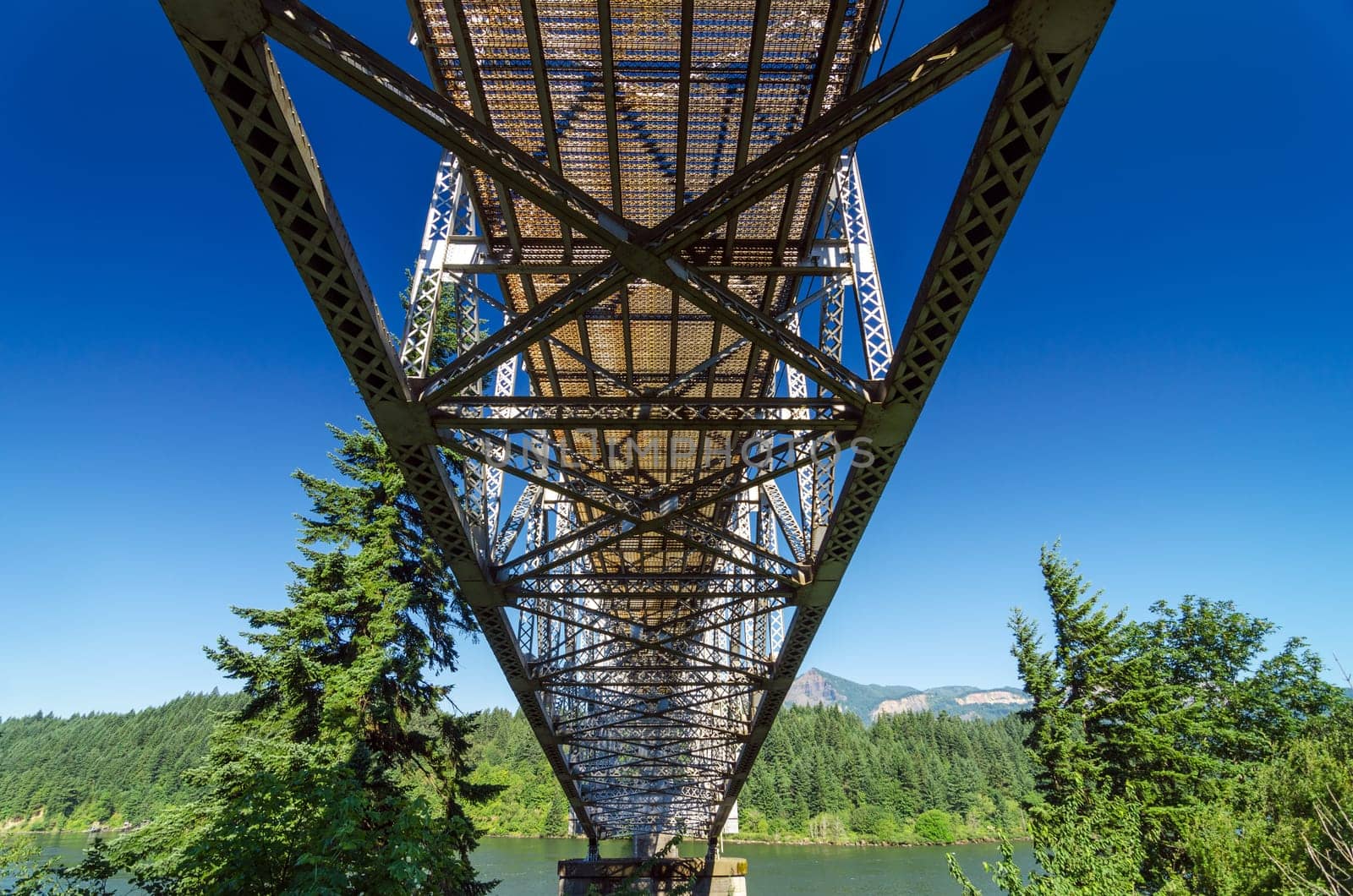 View from below the Bridge of the Gods connecting Oregon and Washington