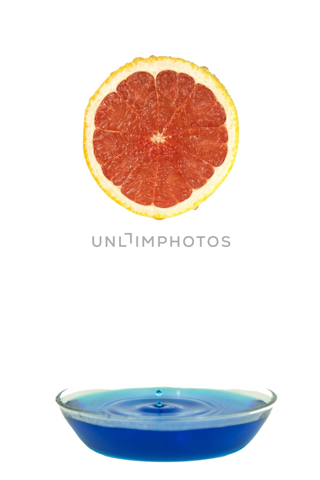 Grapefruit makes drops