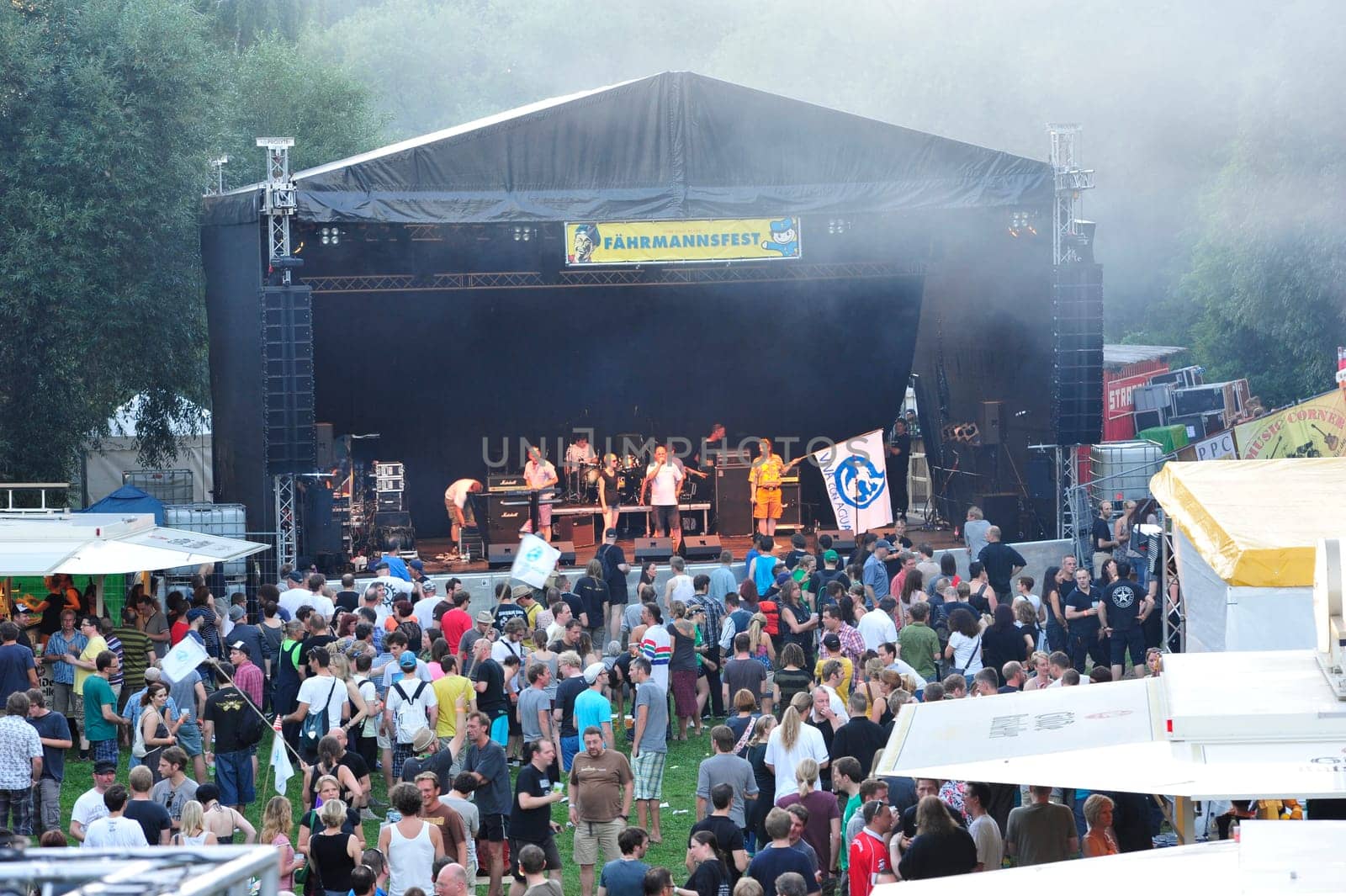 Hannovers kleines Woodstock",the ferryman's festival,for the 30th time"