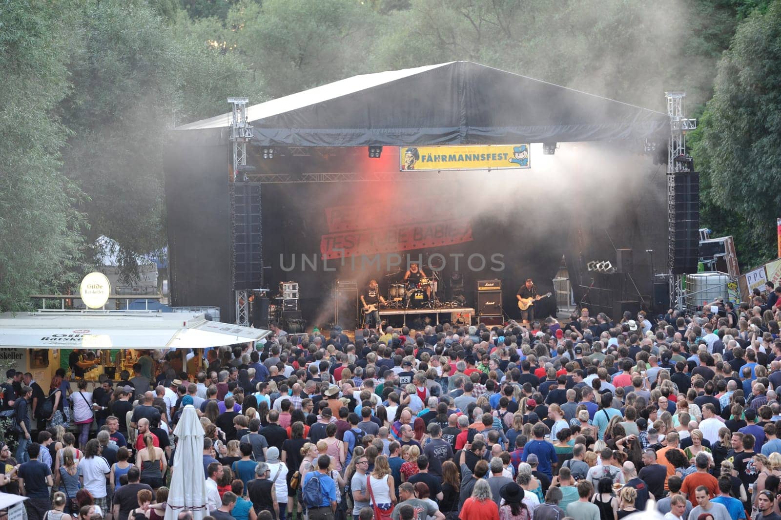 Hannovers kleines Woodstock",the ferryman's festival,for the 30th time"
