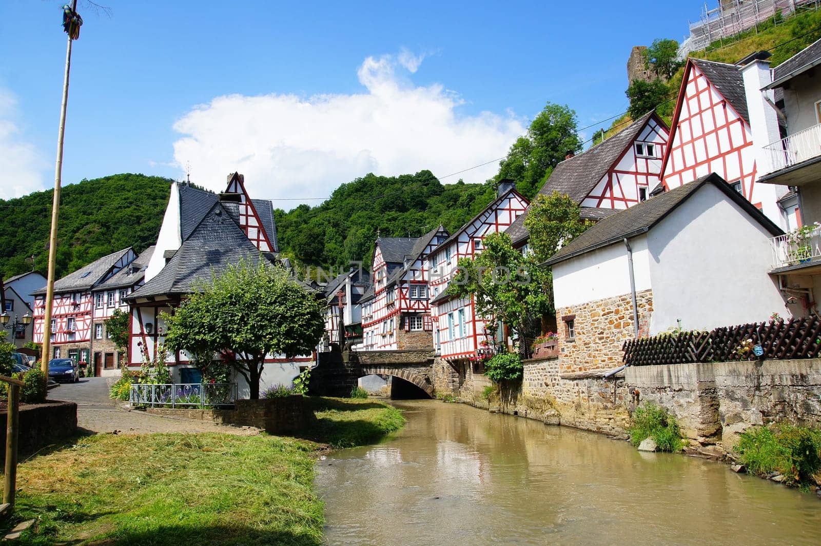 Monreal - most beautiful village in Rhineland-Palatinate