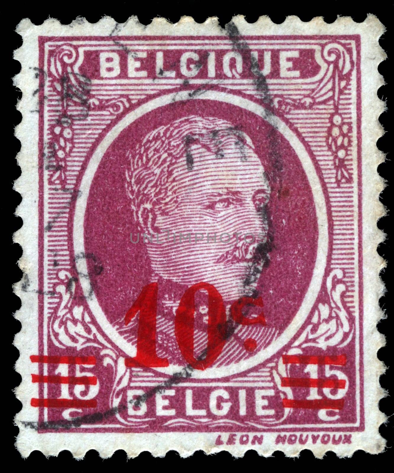 BELGIUM - CIRCA 1922: A stamp printed in Belgium shows portrait King Albert I, circa 1922