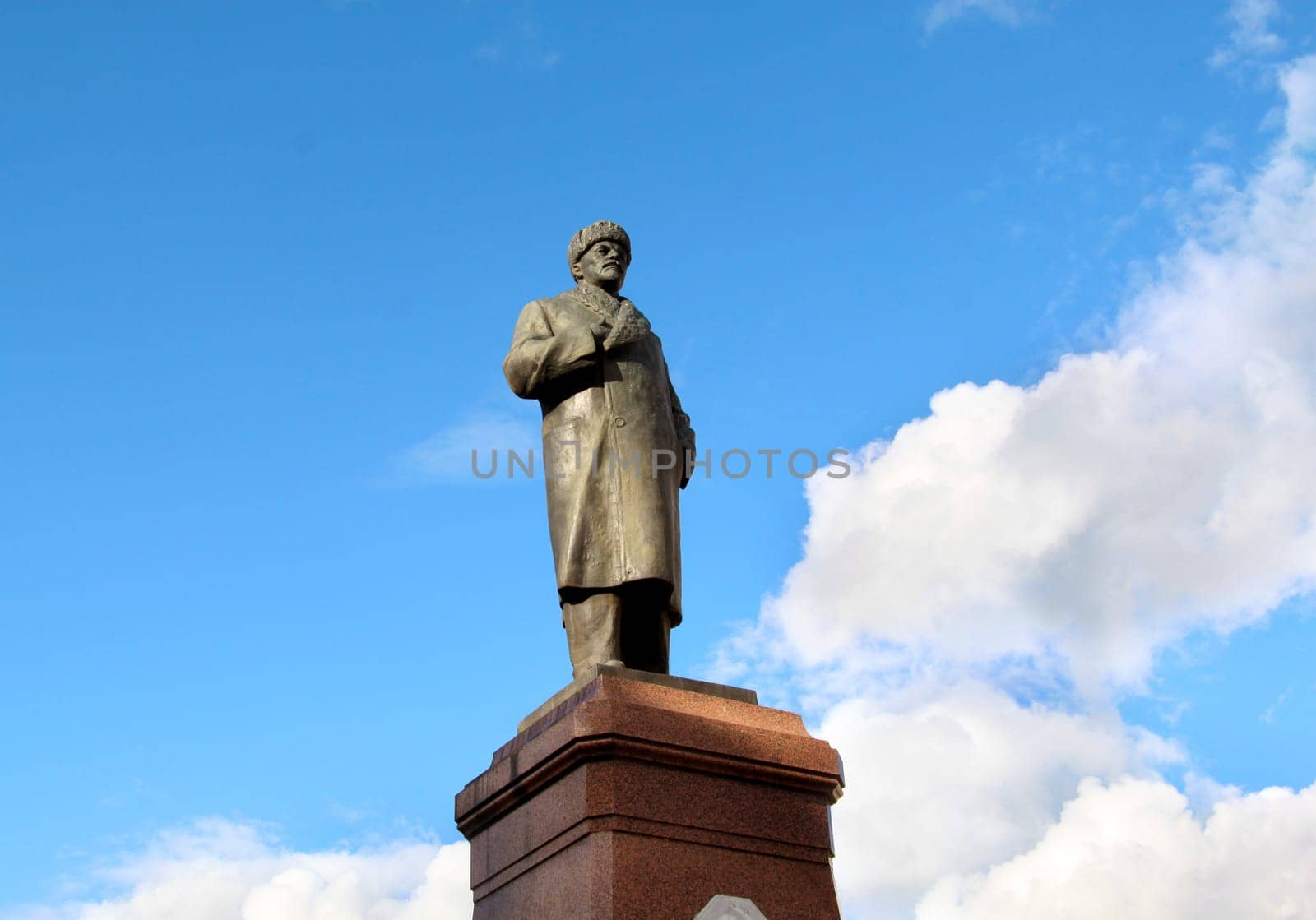 monument to Lenin