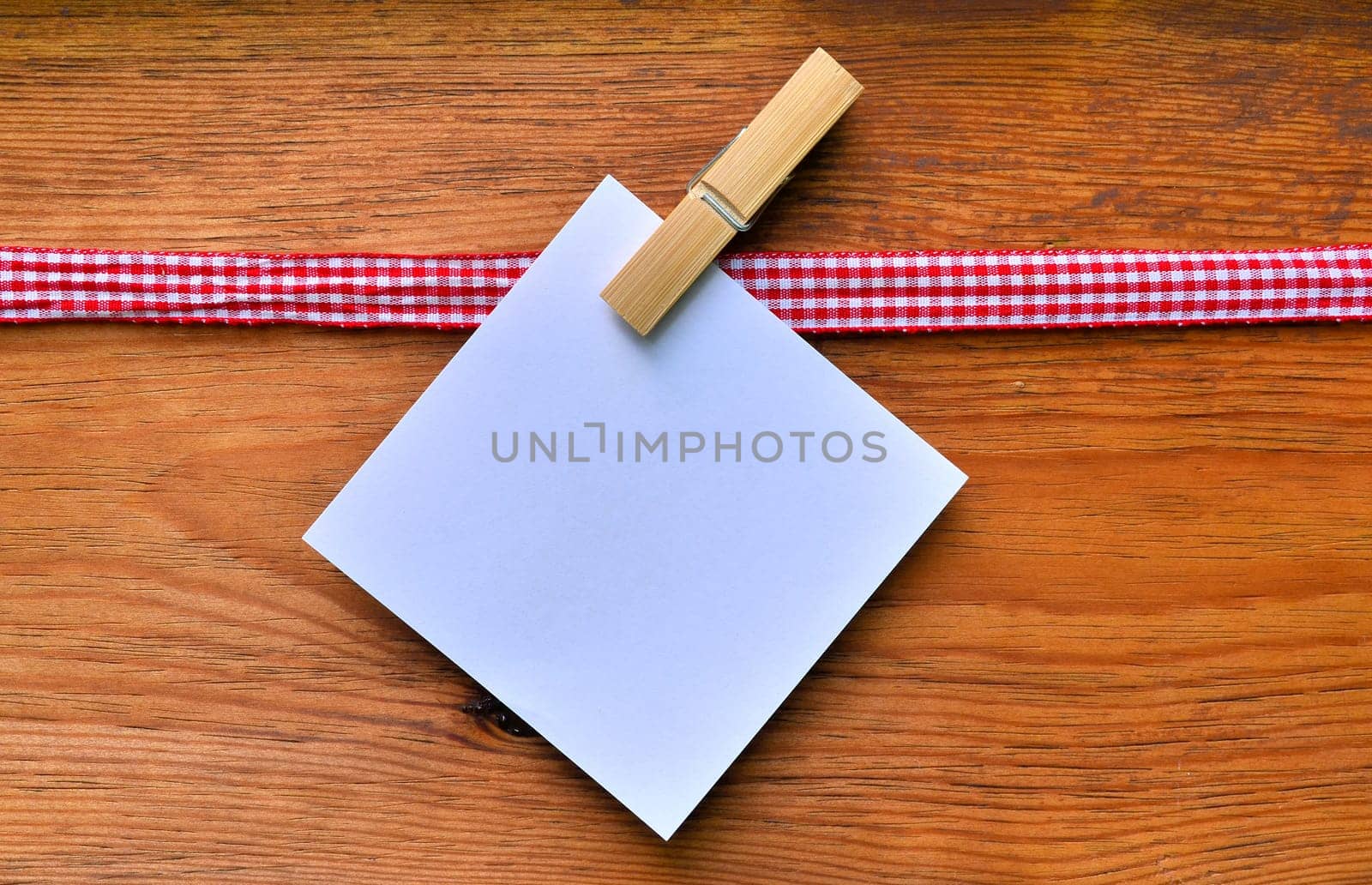 Note Note Wood Background