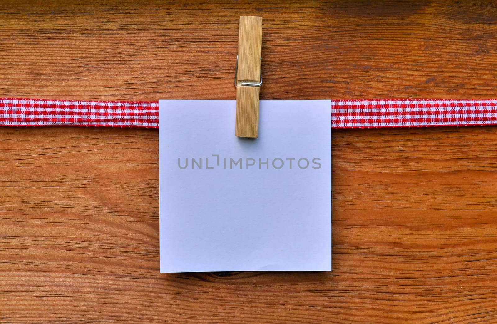 Note Note Wood Background