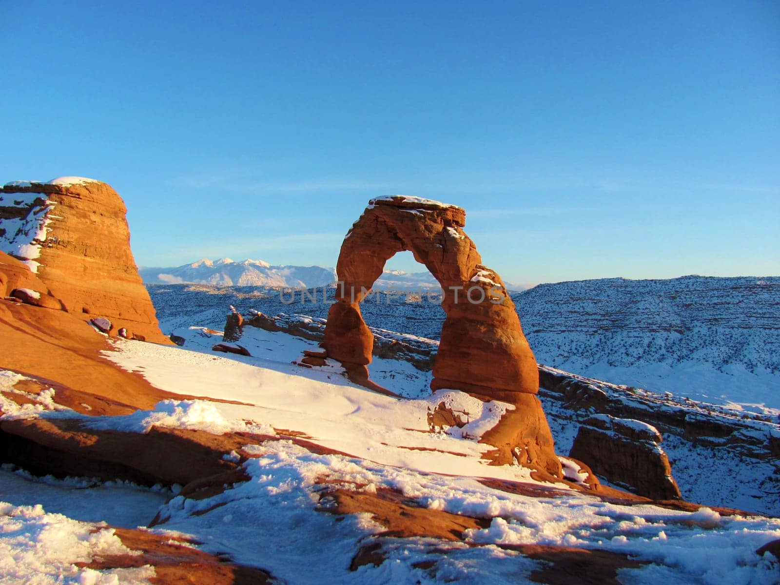 Delicate Arch in Snow (Arches National Park, Utah)