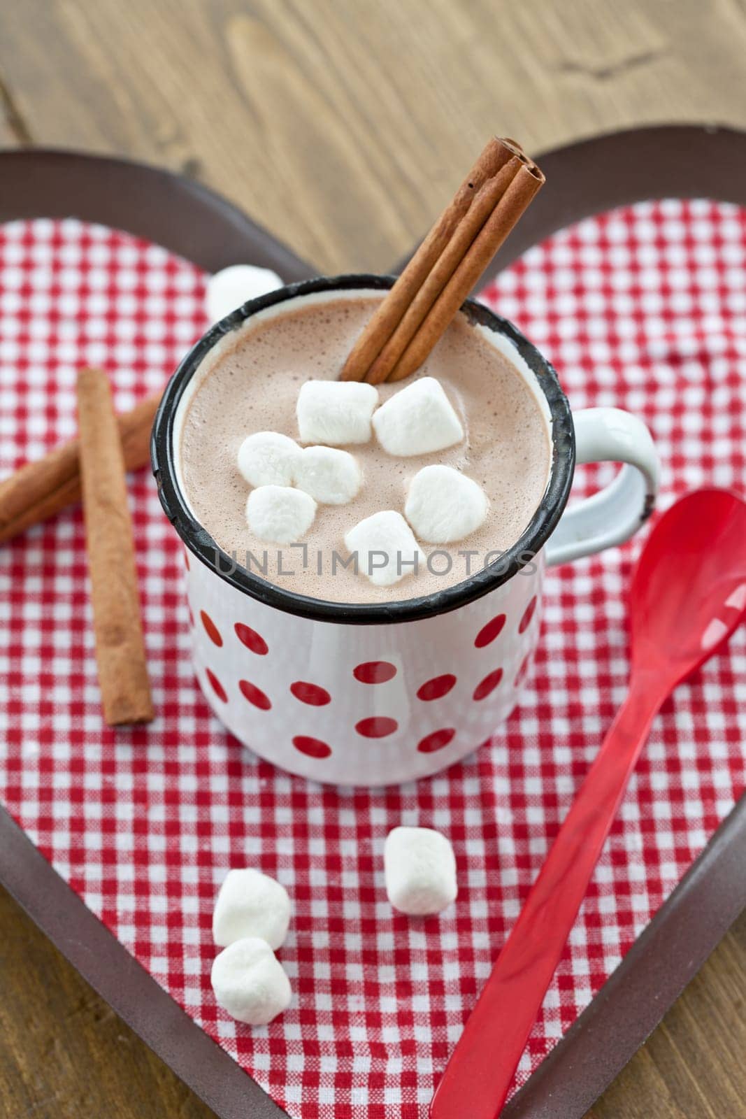 Hot chocolate with marshmallows in vintage cup