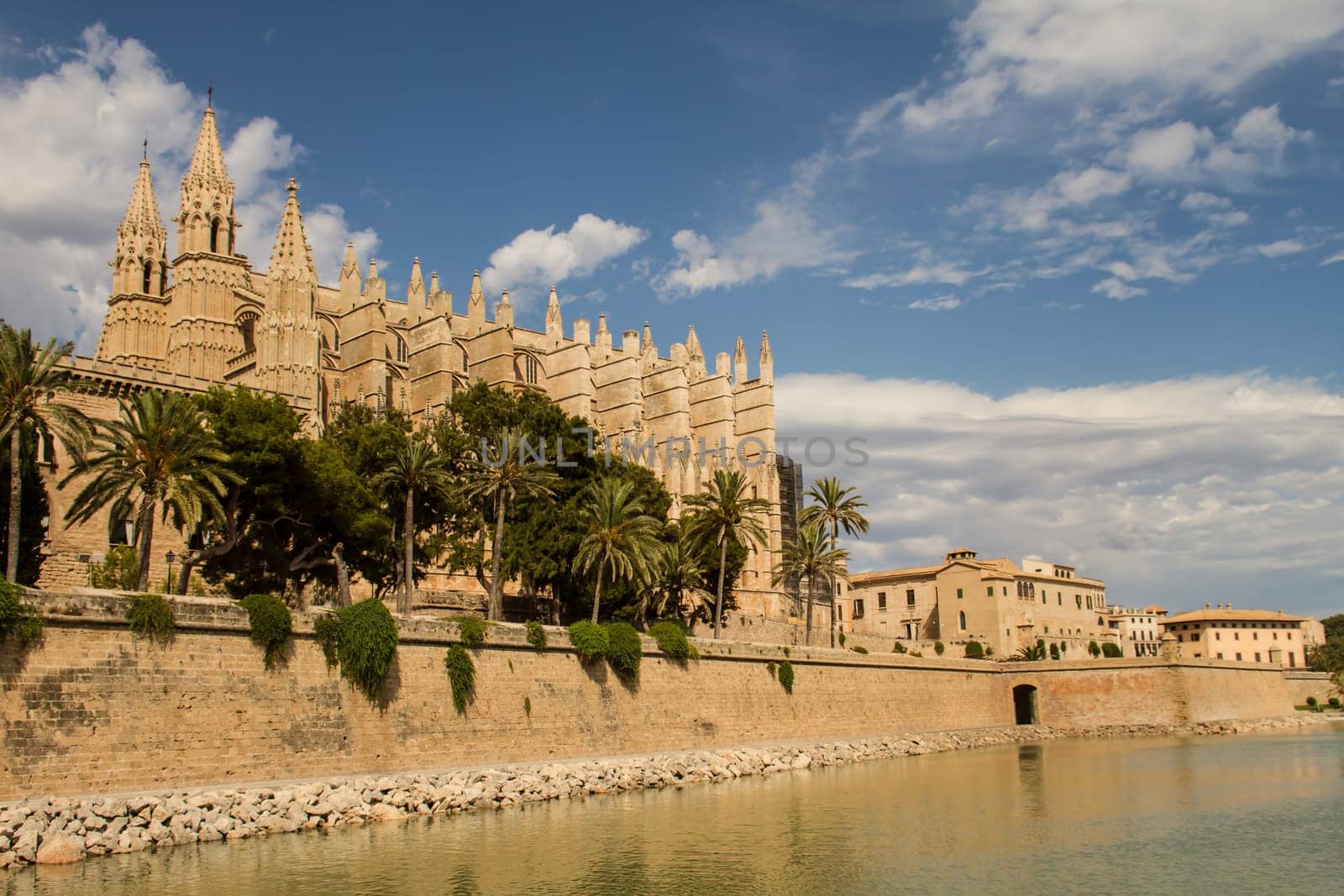 Cathedral La Seu in Palma de Mallorca facing Parc de la Mar..