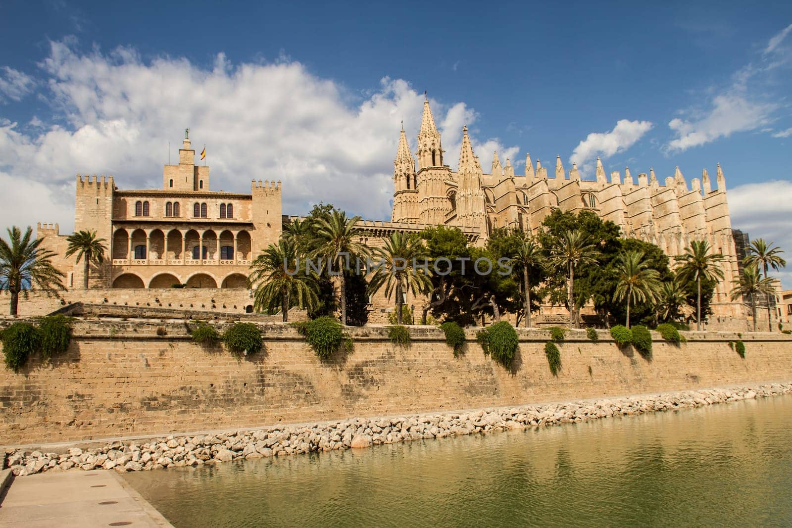 Royal Palace of La Almudaina and Cathedral La Seu in Palma de Mallorca, facing Parc de la Mar..