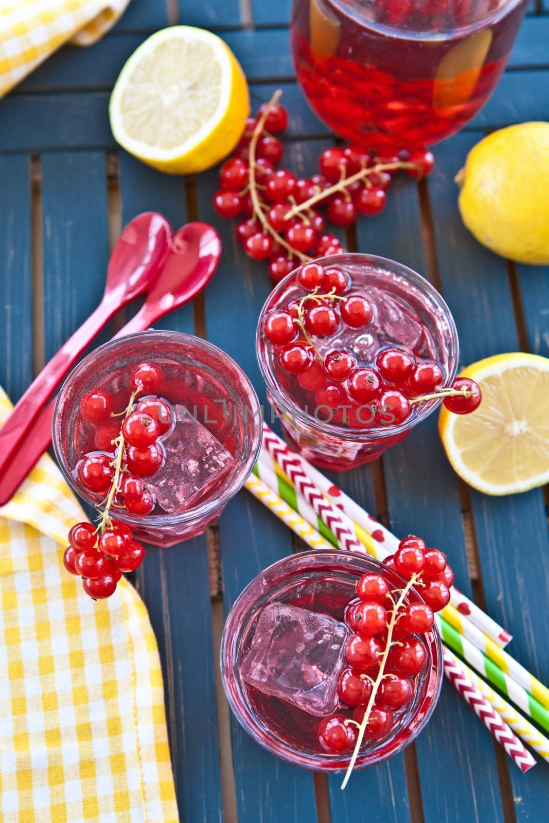 Fresh lemonade with fresh red currants and ice cream