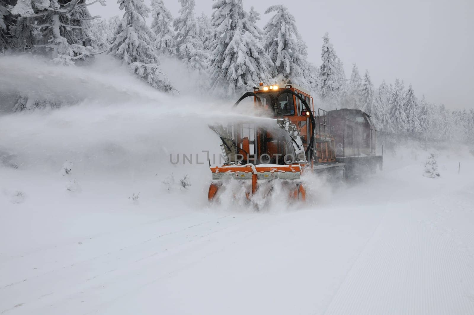Rail snow blower on the Brocken